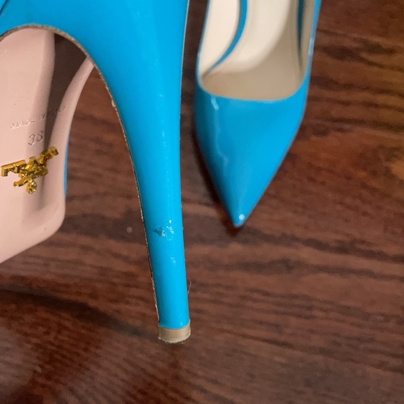 Prada heels - Picture 3 of 3
